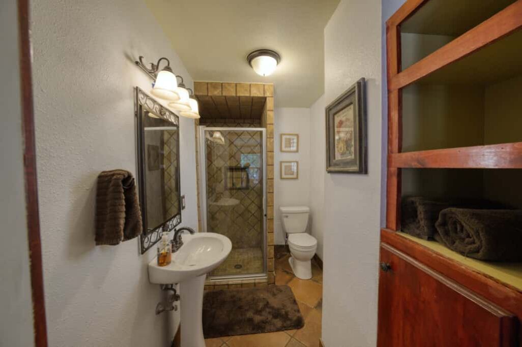 Photo of Bathroom in Maple Ridge