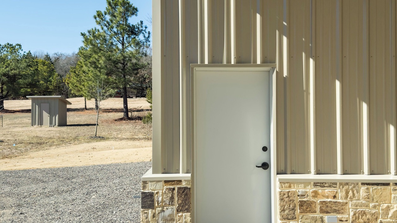 Photo of Outdoor in Edom