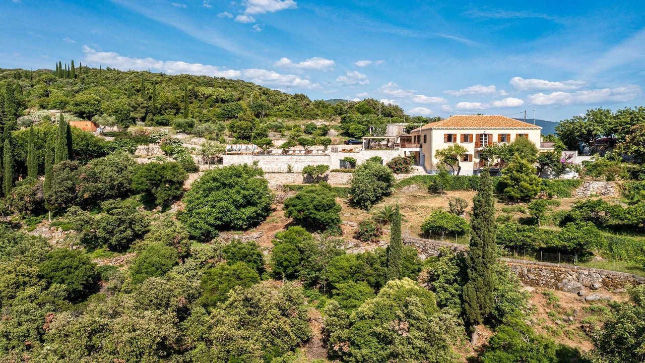 Photo of Outdoor in Molunat