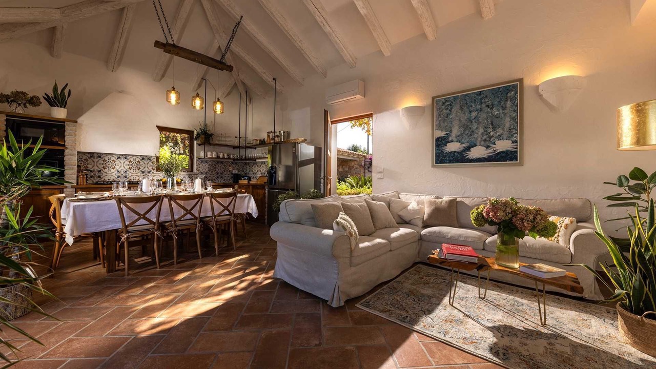 Photo of Livingroom in Molunat