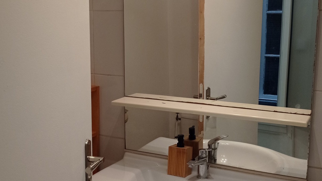 Photo of Bathroom in Les Arceaux