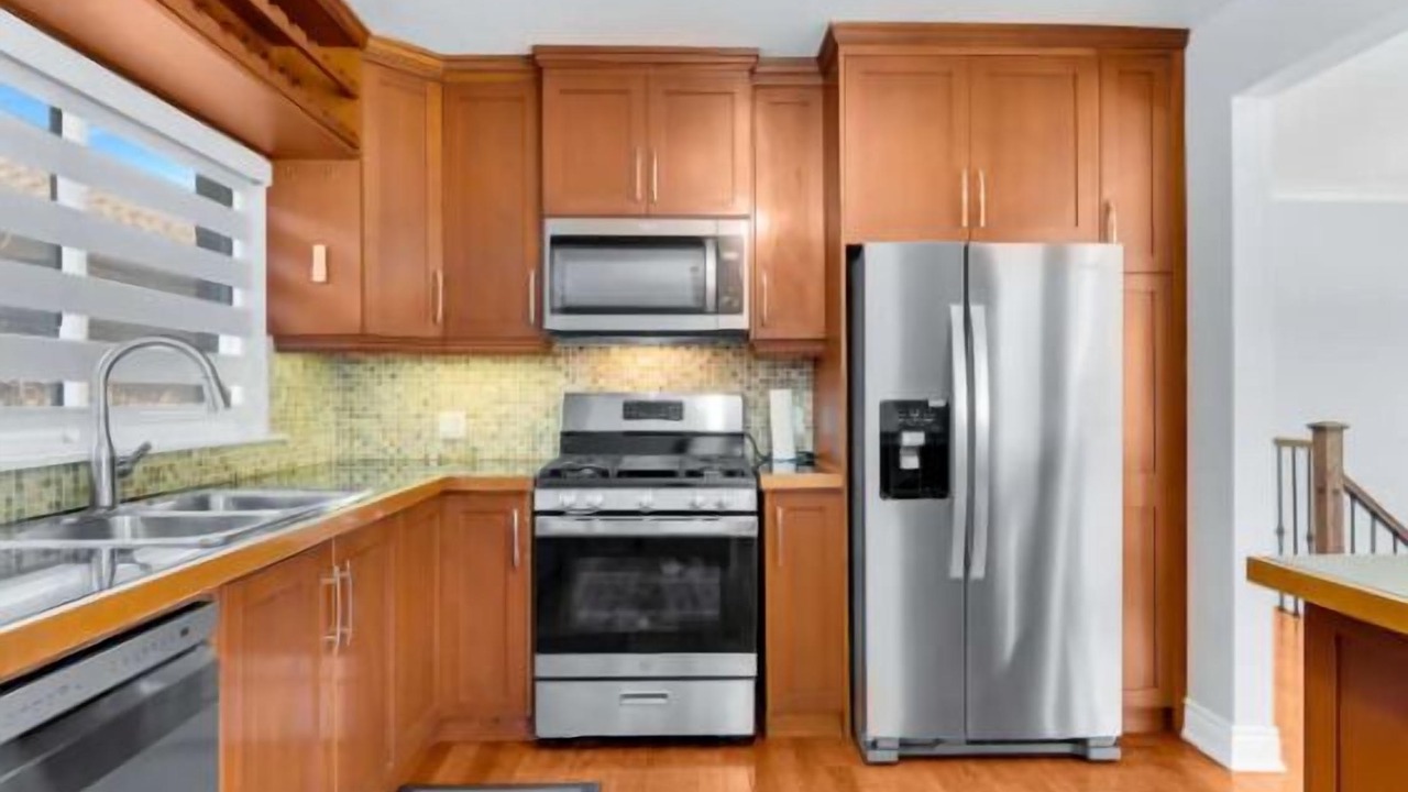 Photo of Kitchen in Bathurst Manor