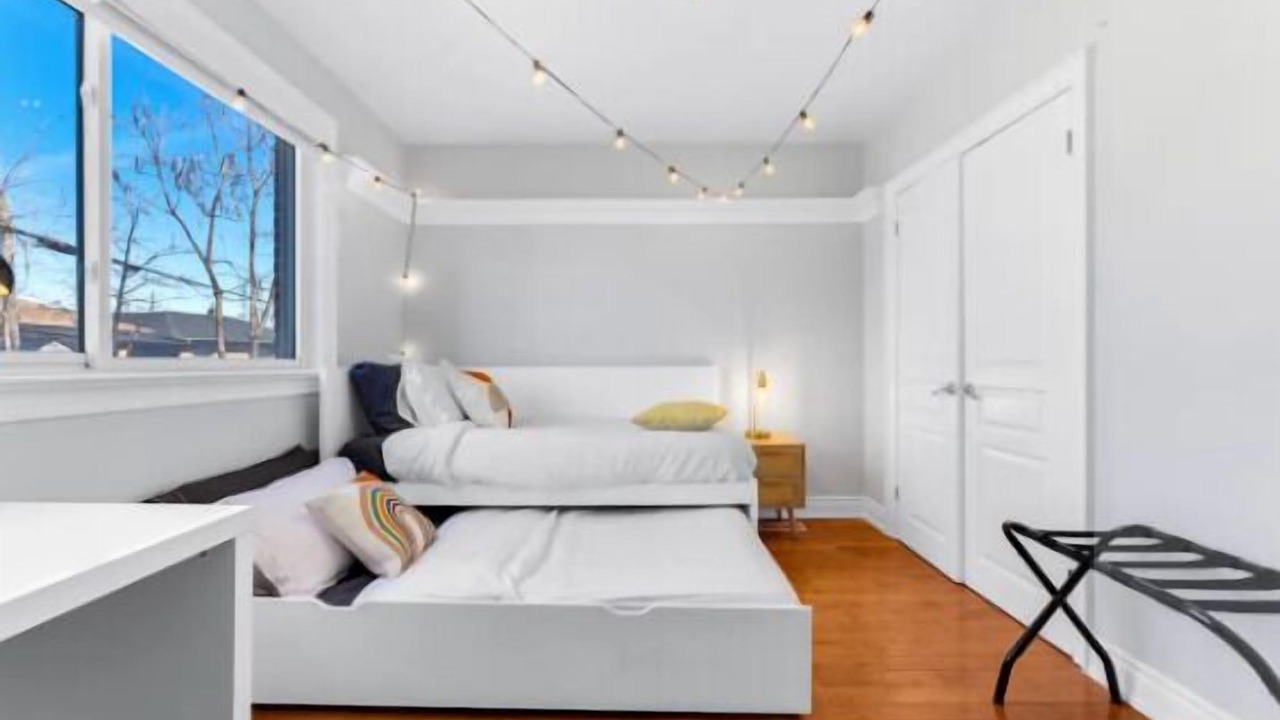 Photo of Bedroom in Bathurst Manor