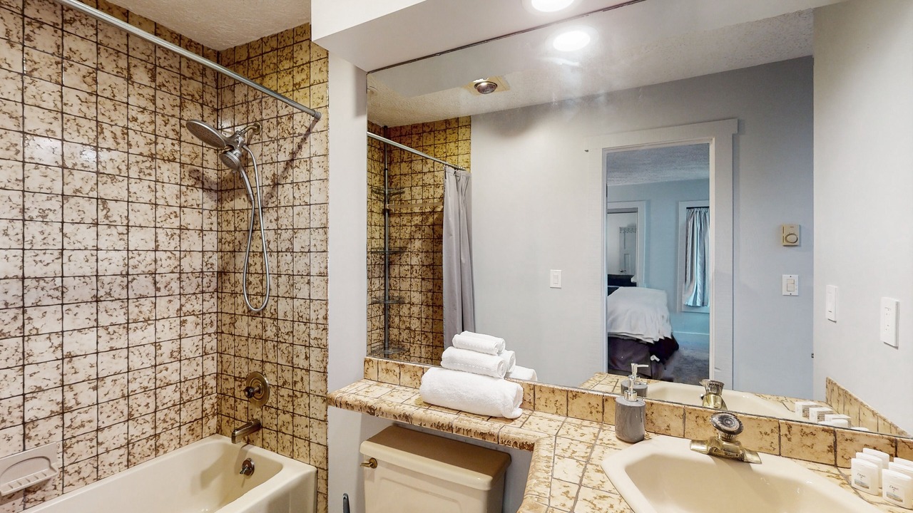 Photo of Bathroom in White Haven