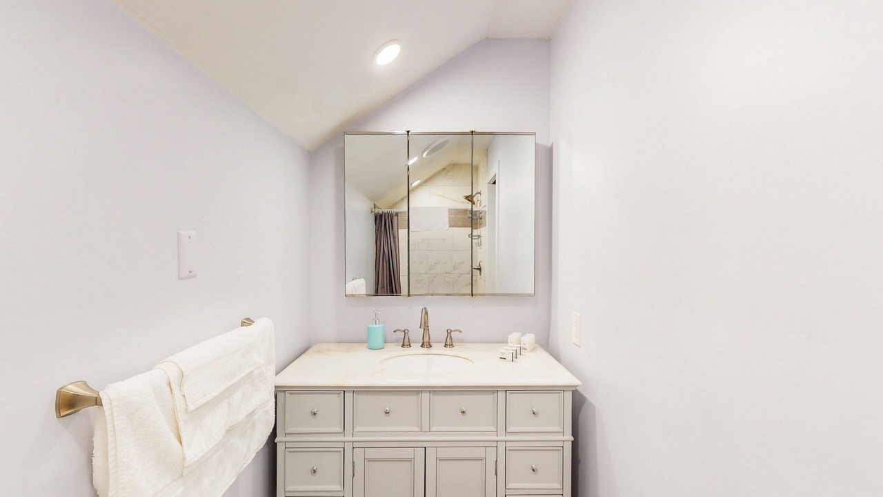 Photo of Bathroom in White Haven