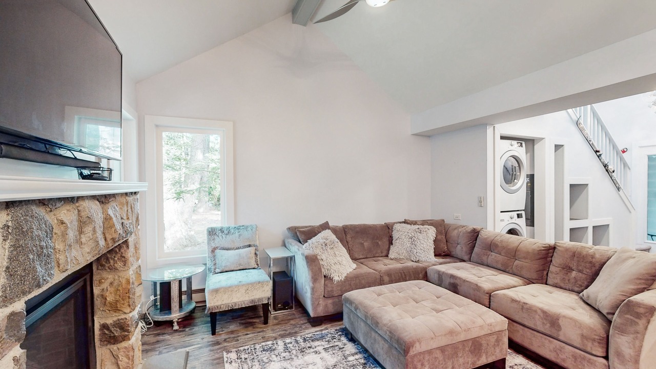 Photo of Livingroom in White Haven