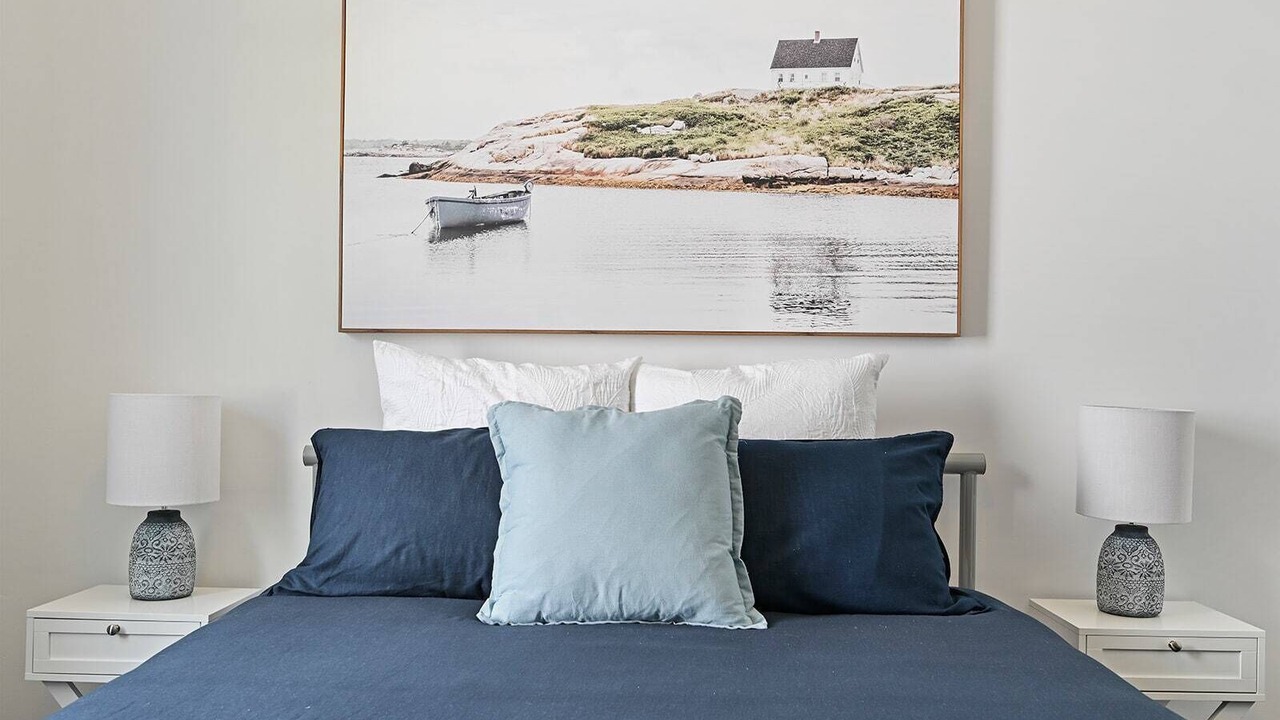 Photo of Others in Orange