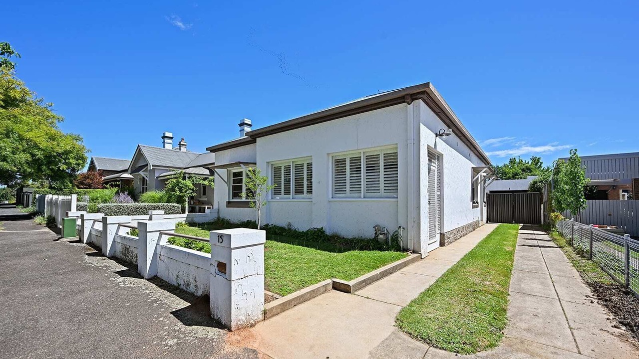 Photo of Outdoor in Orange