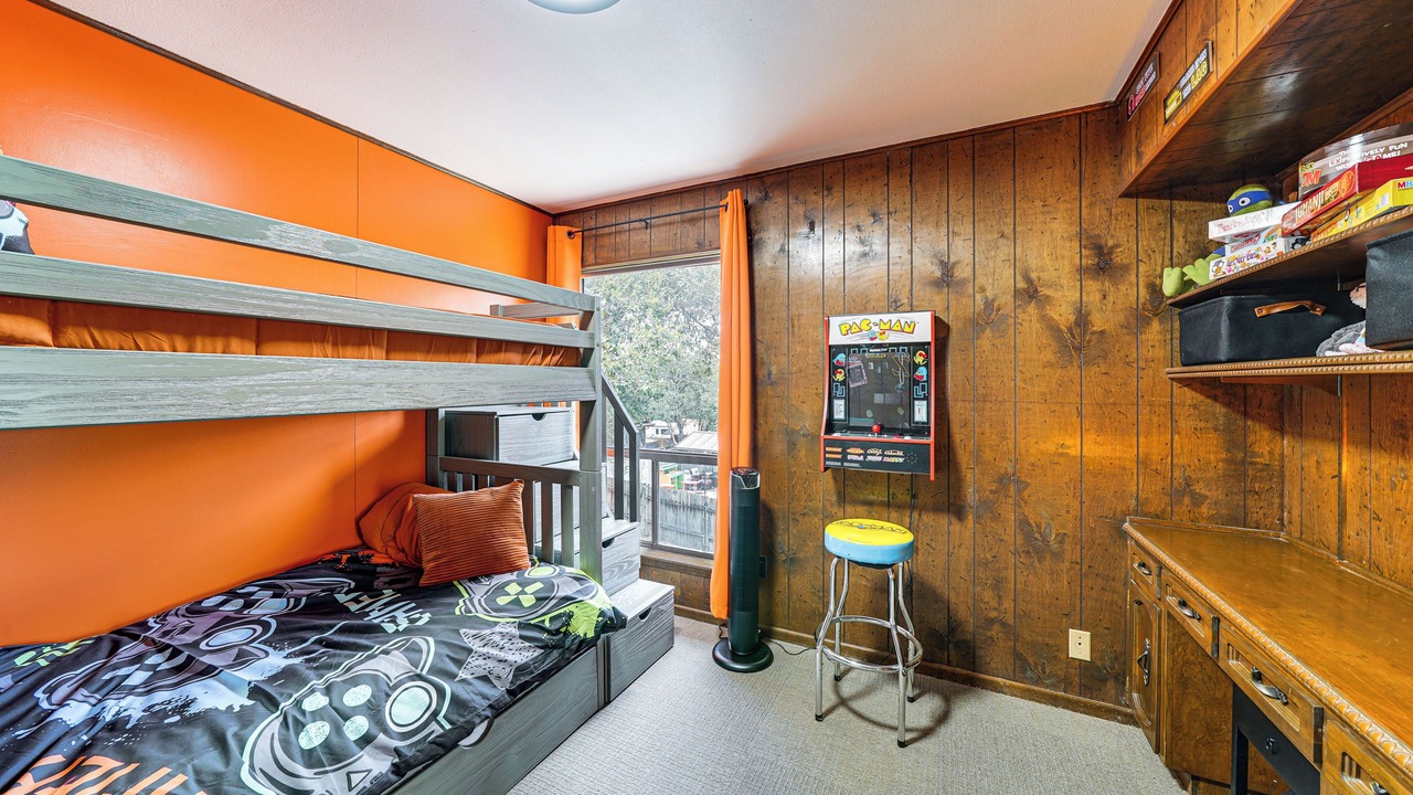 Photo of Bedroom in North San Antonio - SAT