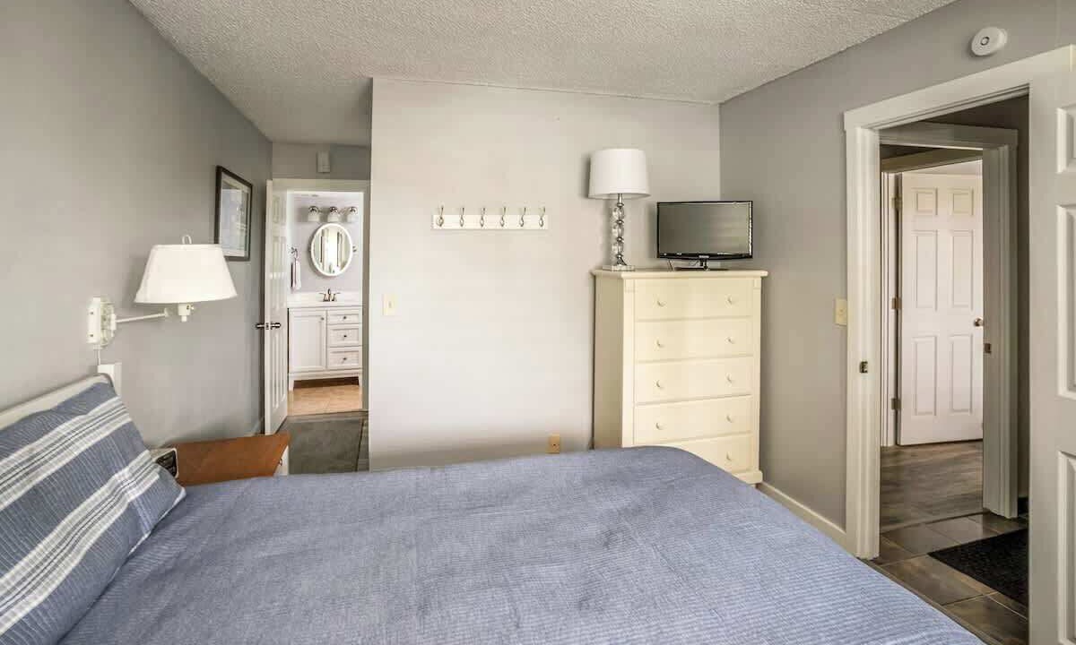 Photo of Bedroom in Gearhart