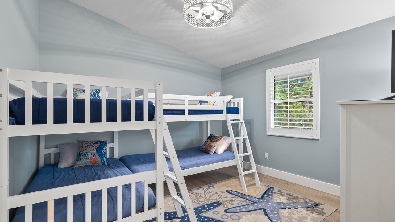 Photo of Bedroom in The Dunes