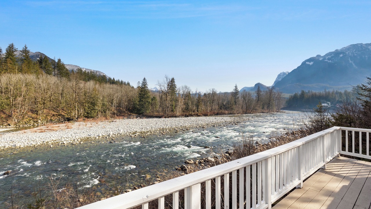 Photo of Outdoor in Gold Bar