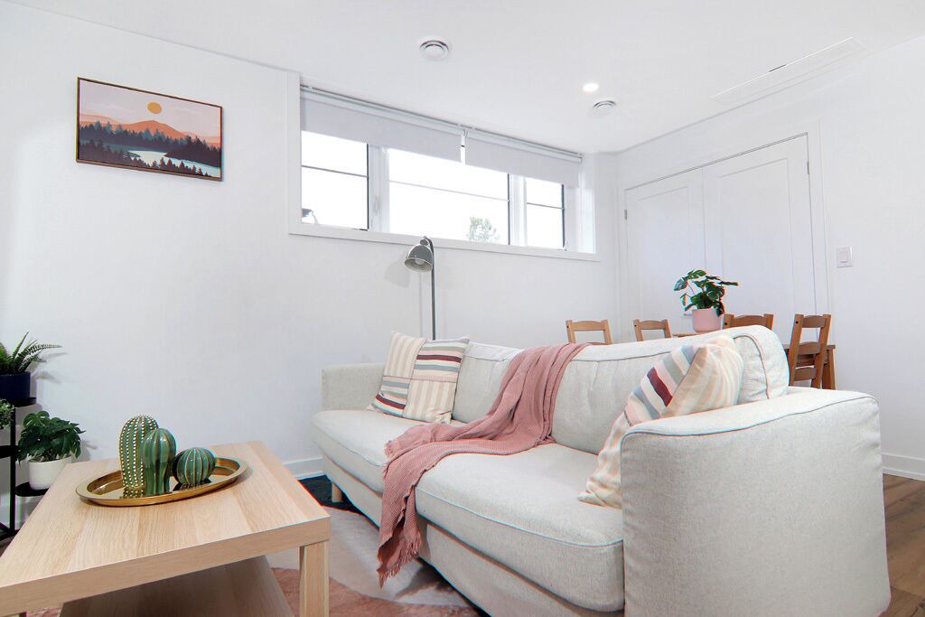 Photo of Livingroom in Niagara Falls