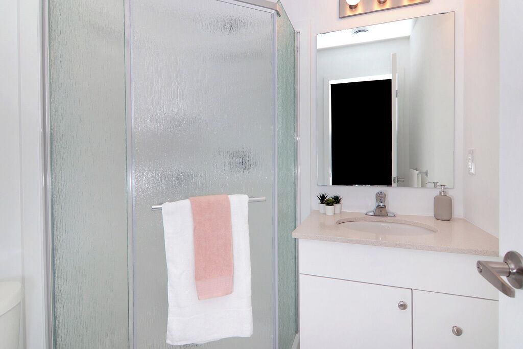 Photo of Bathroom in Niagara Falls