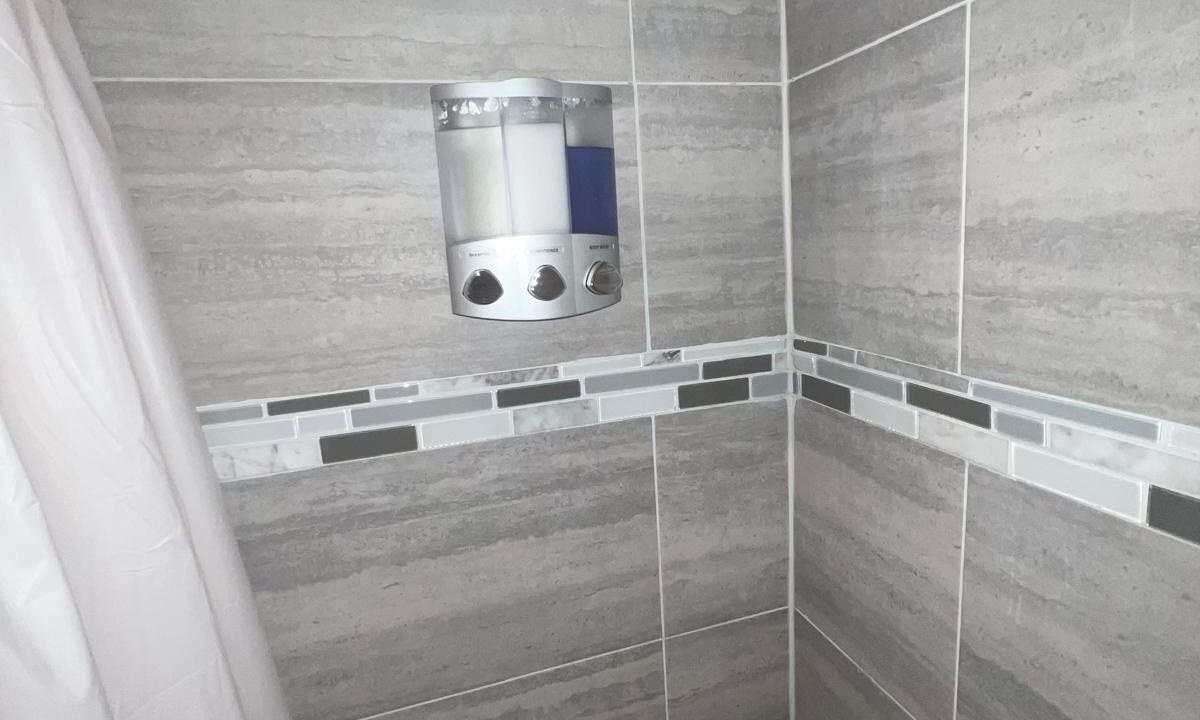 Photo of Bathroom in Miami Gardens