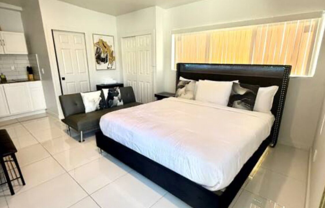 Photo of Bedroom in Miami Gardens