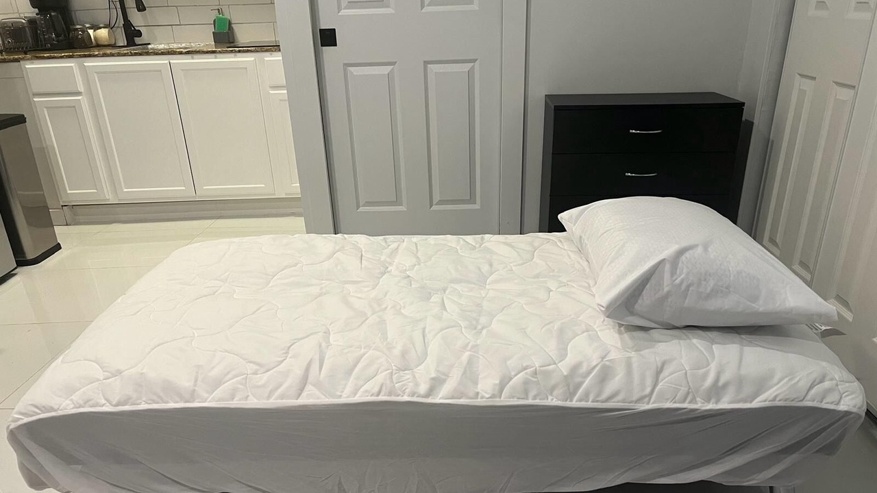Photo of Bedroom in Miami Gardens