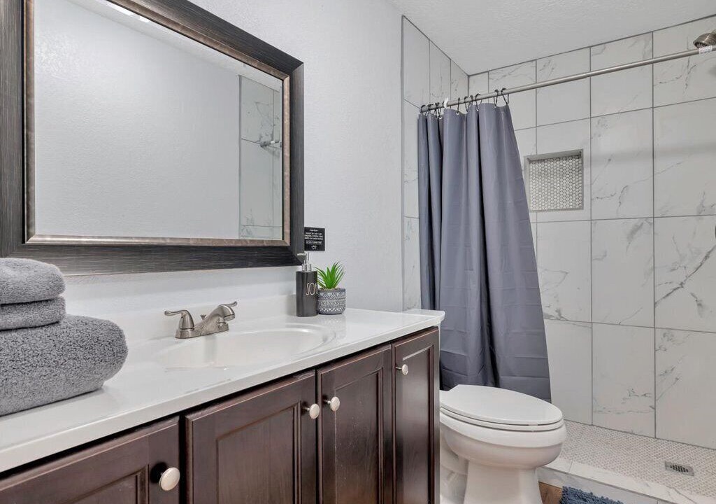Photo of Bathroom in Zavalla