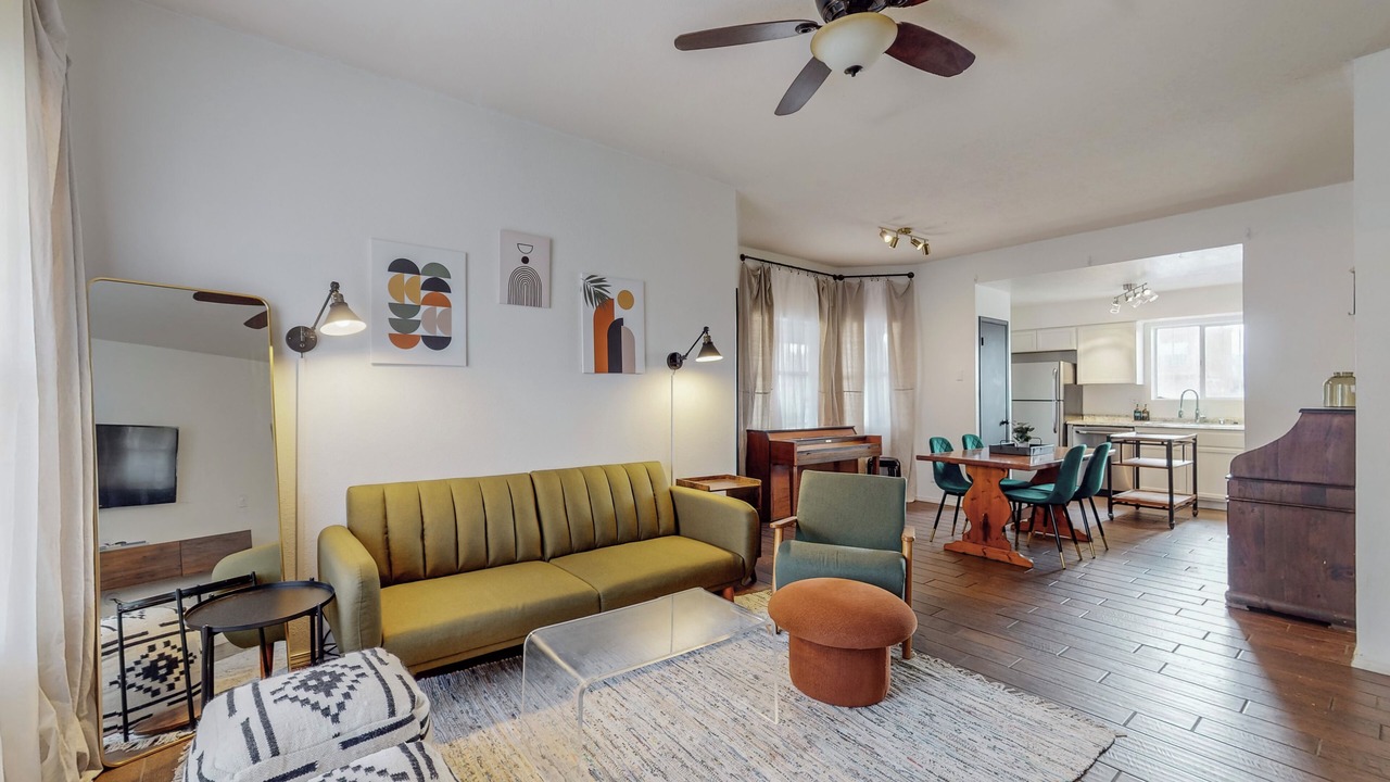 Photo of Livingroom in Northeast Heights