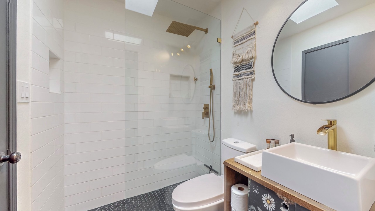 Photo of Bathroom in Northeast Heights