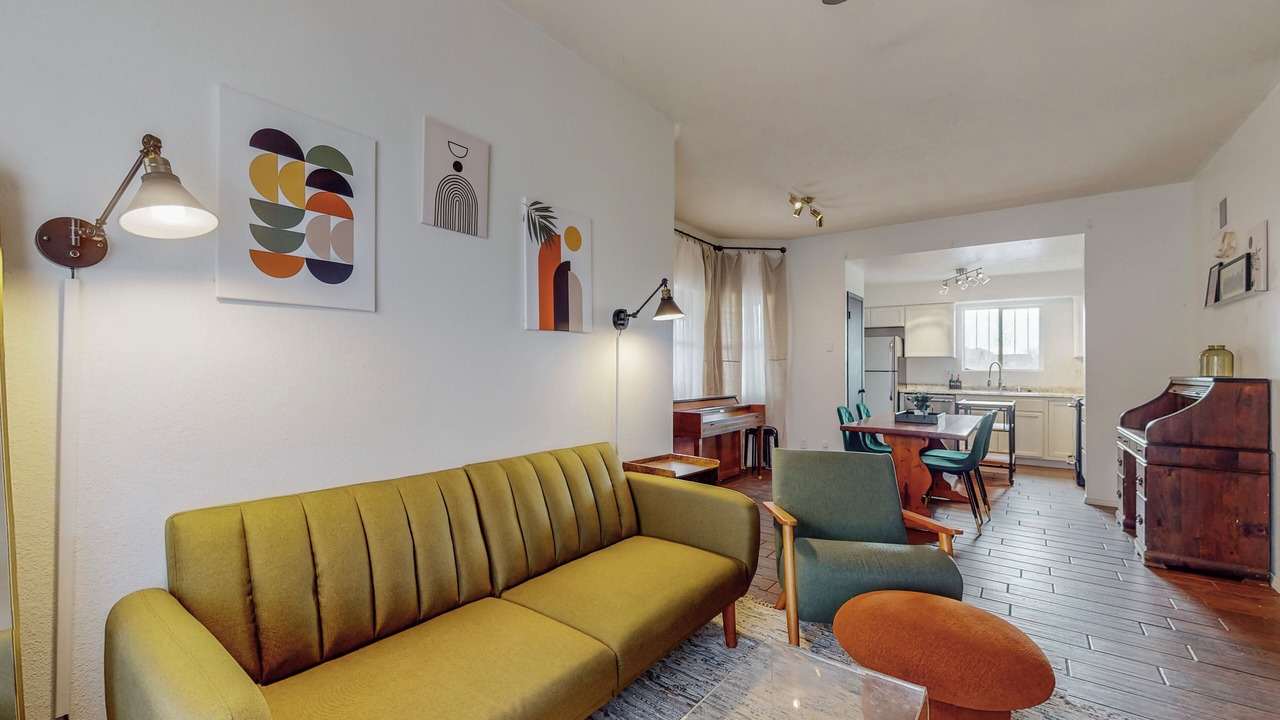 Photo of Livingroom in Northeast Heights