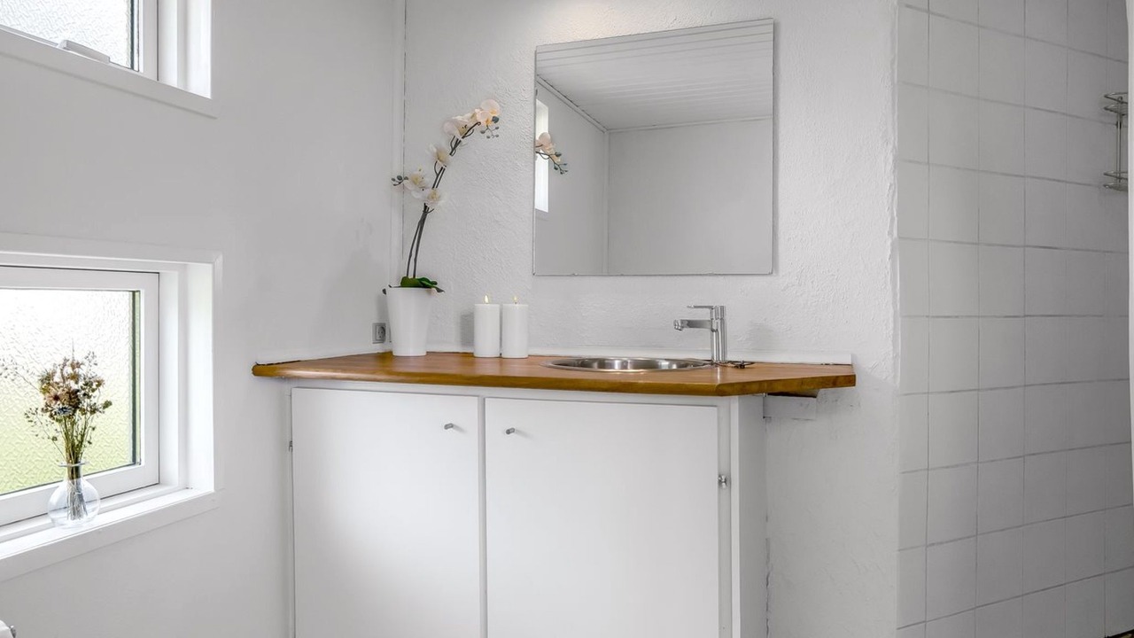 Photo of Bathroom in Asaa