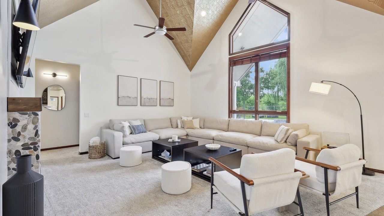 Photo of Bedroom in Ponder