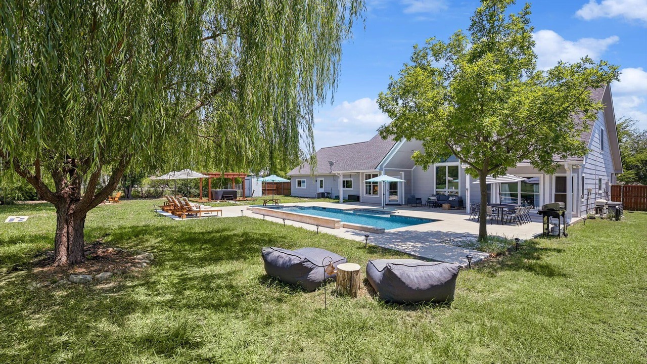 Photo of Outdoor in Ponder