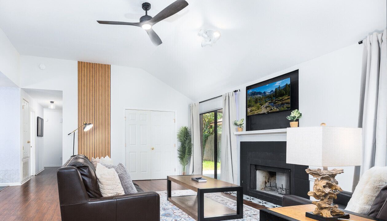 Photo of Livingroom in Round Rock