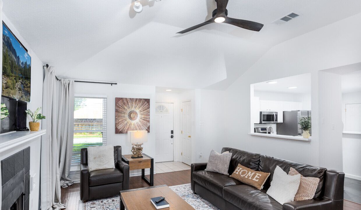 Photo of Livingroom in Round Rock
