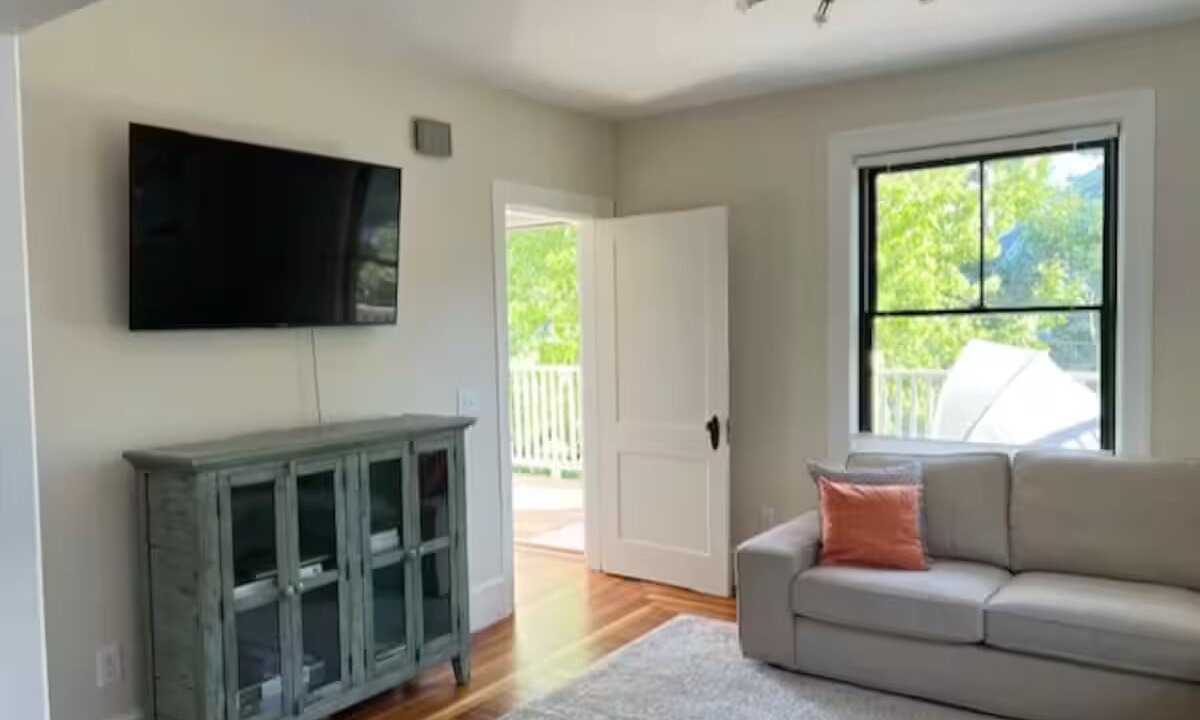 Photo of Livingroom in Providence