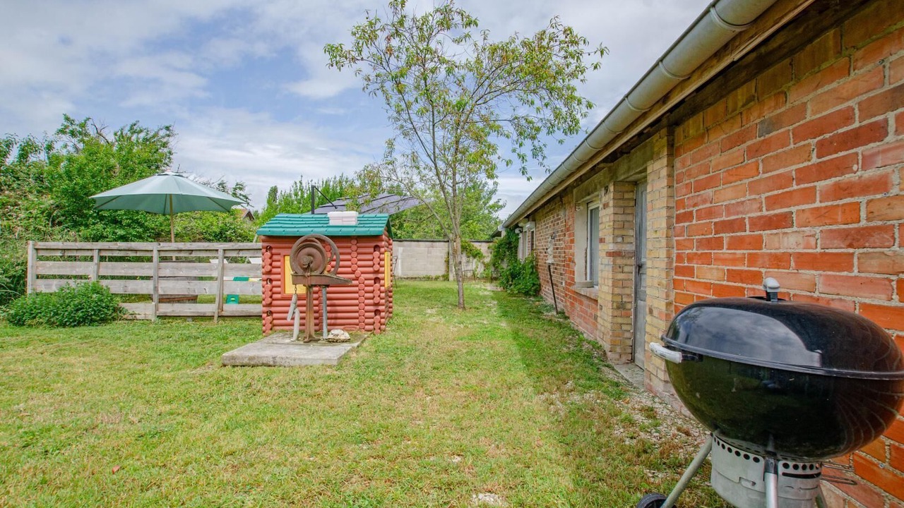 Photo of Others in Brevonnes