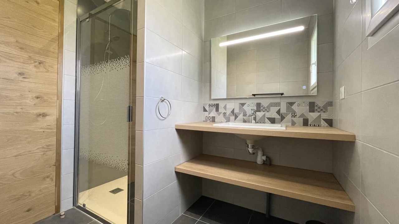 Photo of Bathroom in Irouleguy