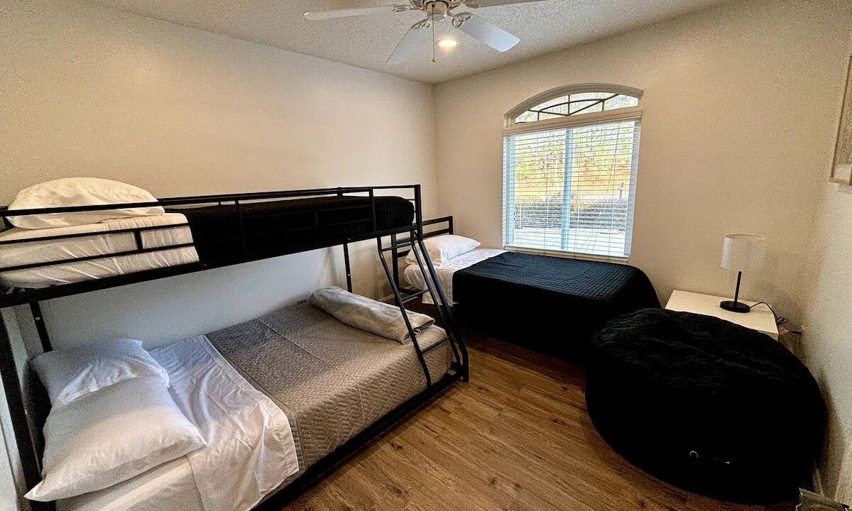 Photo of Bedroom in Wedowee
