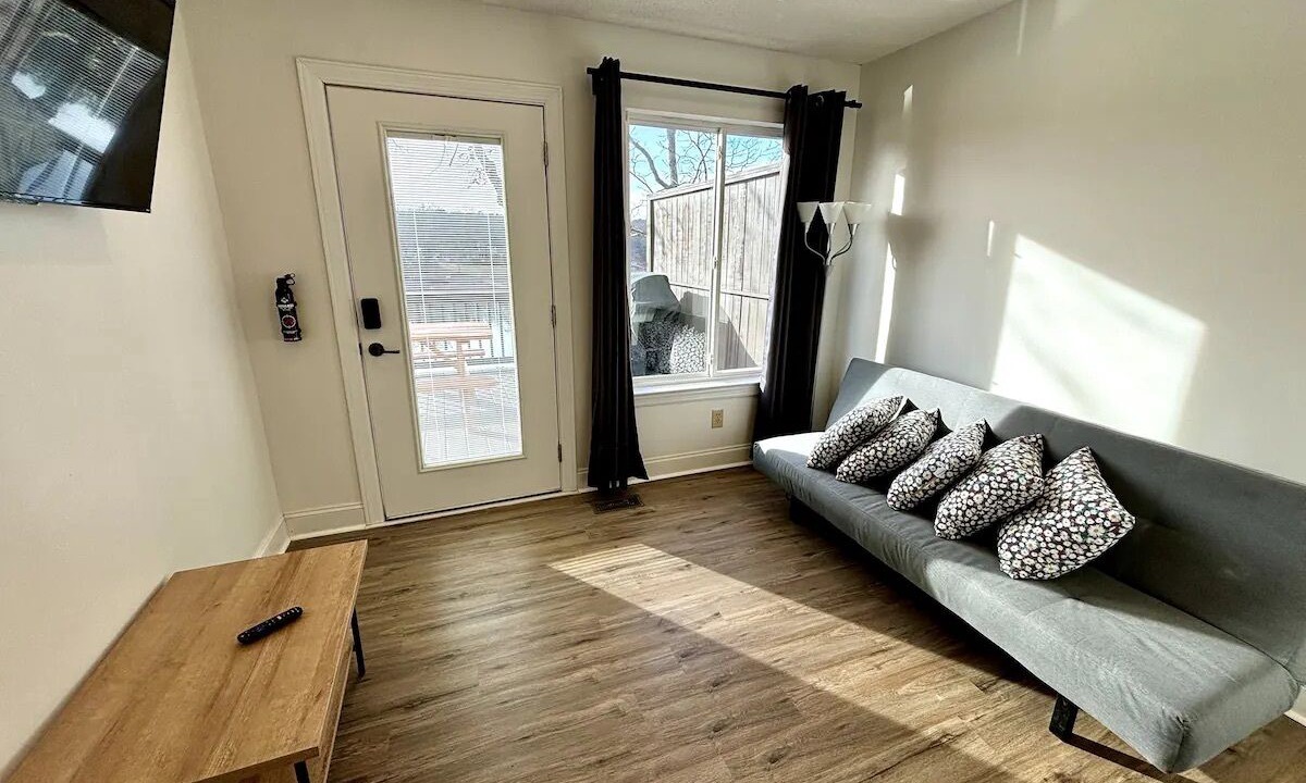 Photo of Livingroom in Wedowee