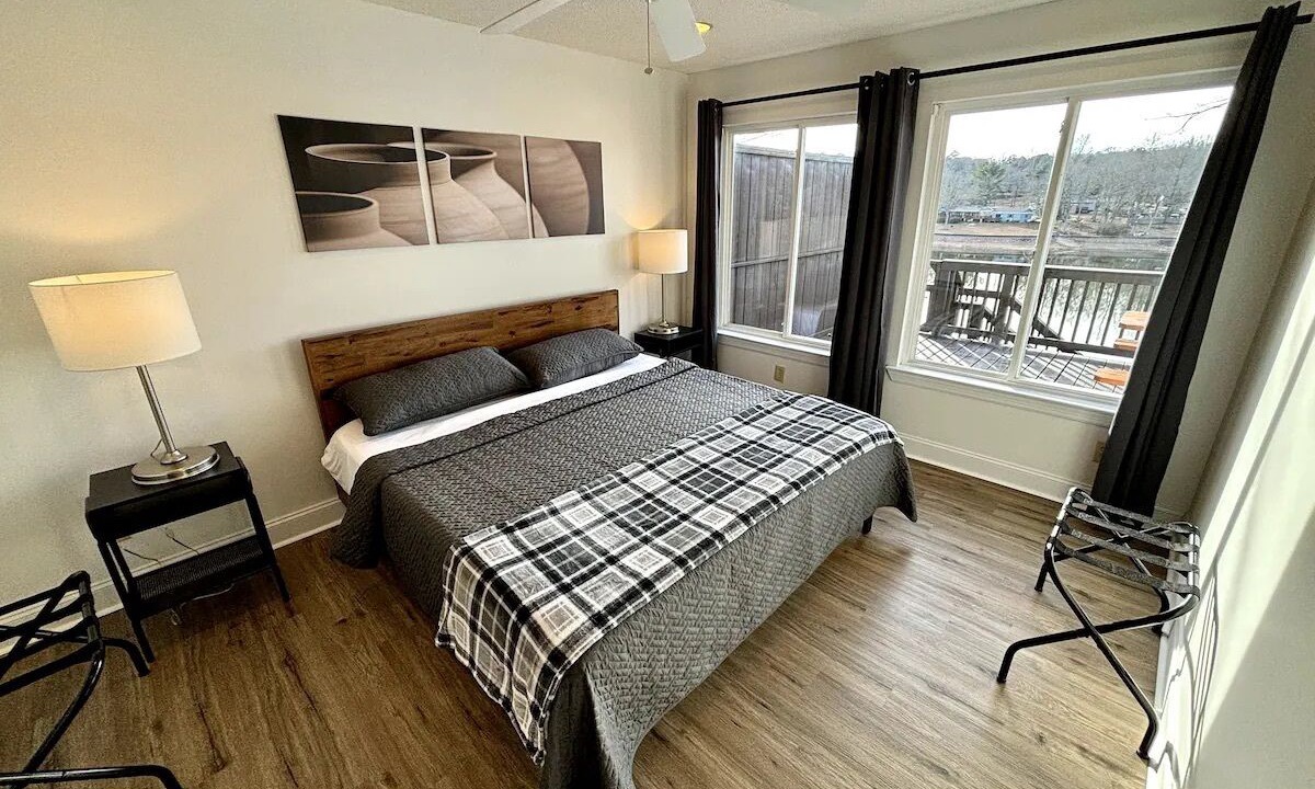 Photo of Bedroom in Wedowee