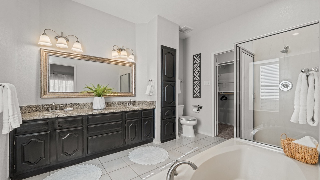 Photo of Bathroom in Northeast Carrollton