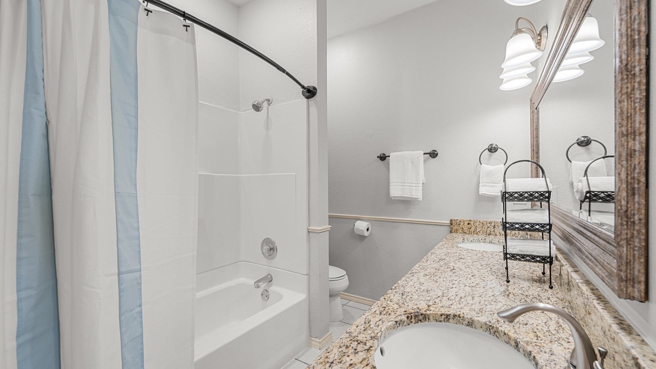 Photo of Bathroom in Northeast Carrollton