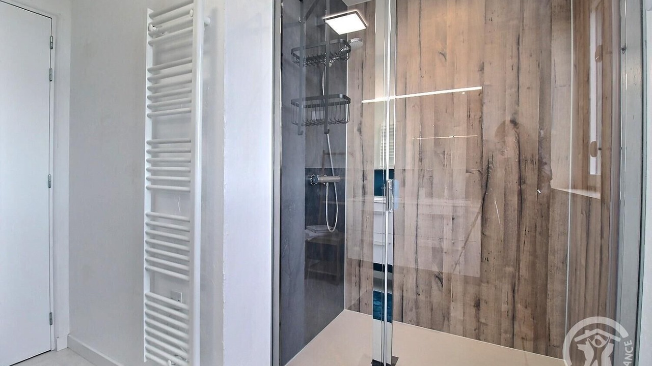 Photo of Bathroom in Lantic