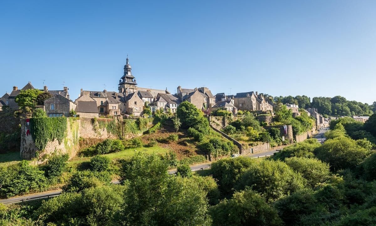 Photo of Others in Brehand