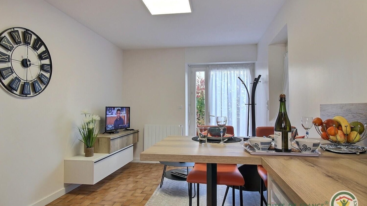 Photo of Others in Brehand