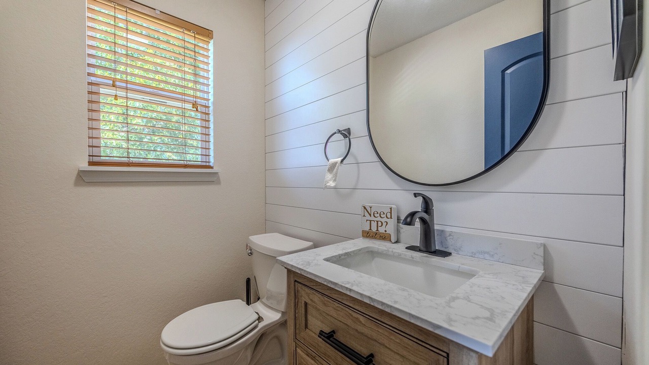 Photo of Bathroom in Kaiser