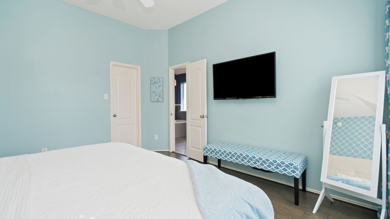 Photo of Bedroom in Pearland