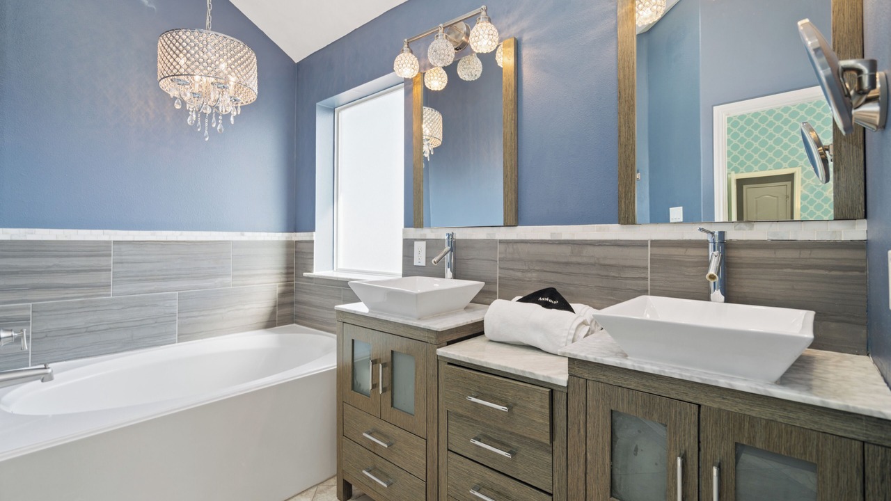 Photo of Bathroom in Pearland