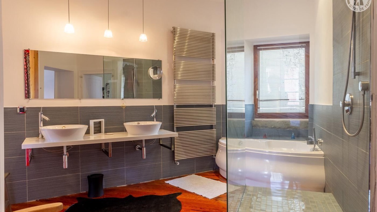 Photo of Bathroom in Chambery