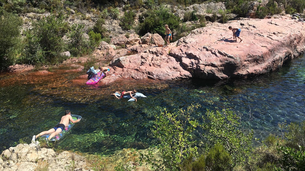 Photo of Outdoor in Manso