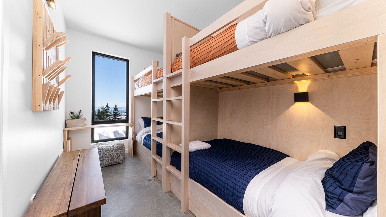 Photo of Bedroom in Petite-Riviere-Saint-Francois