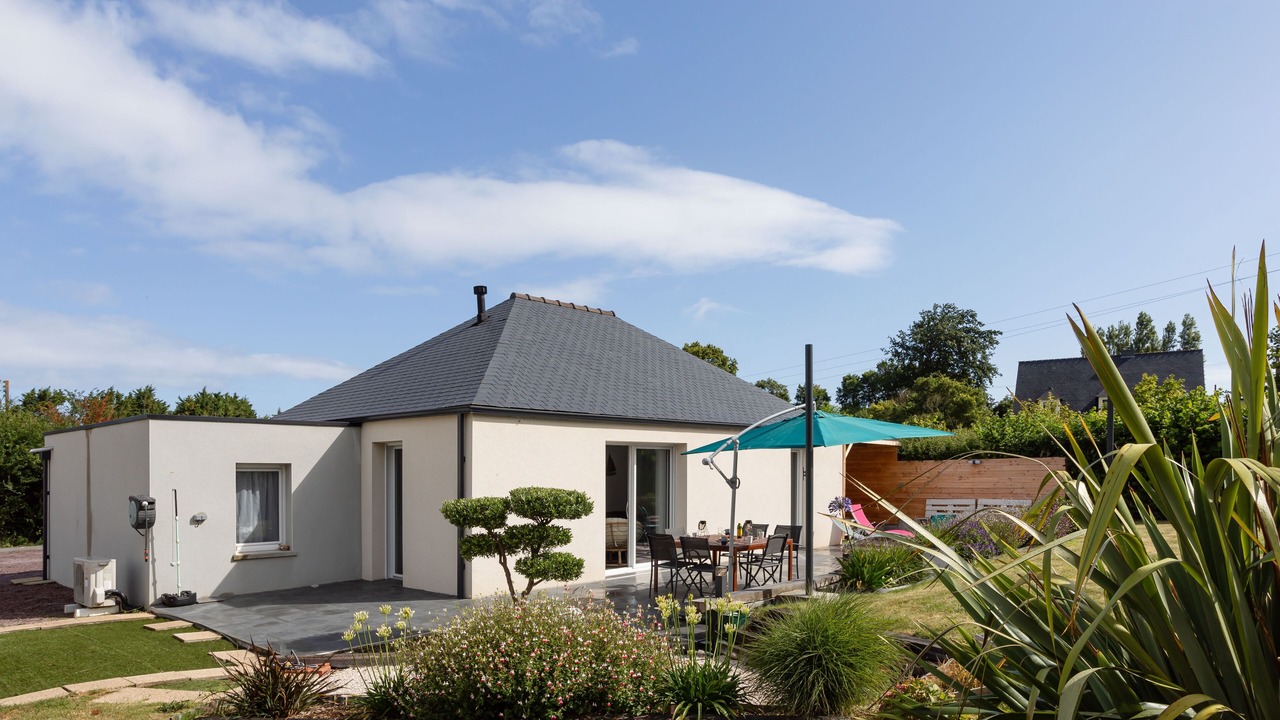 Photo of Outdoor in Plevenon