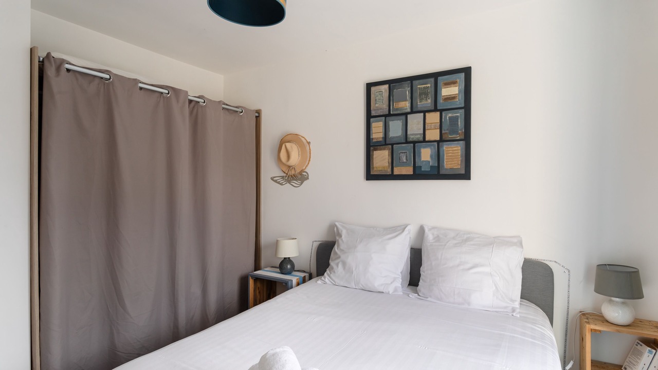 Photo of Bedroom in Plevenon