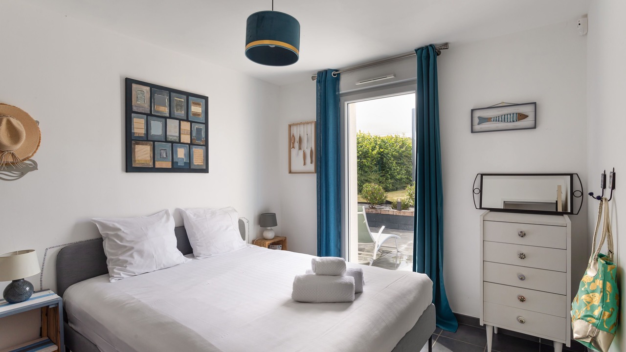 Photo of Bedroom in Plevenon